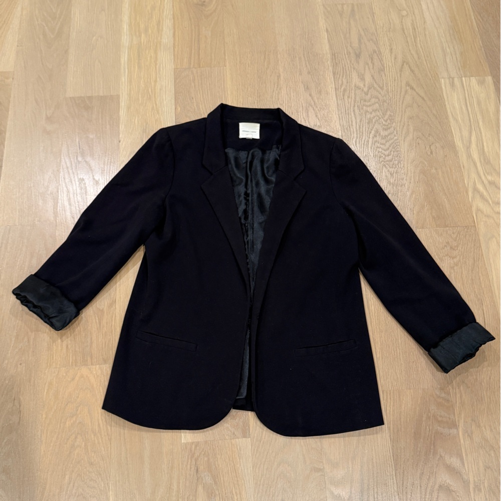 Silence + Noise Elegant Black Blazer